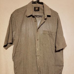 OS Trachten Button up